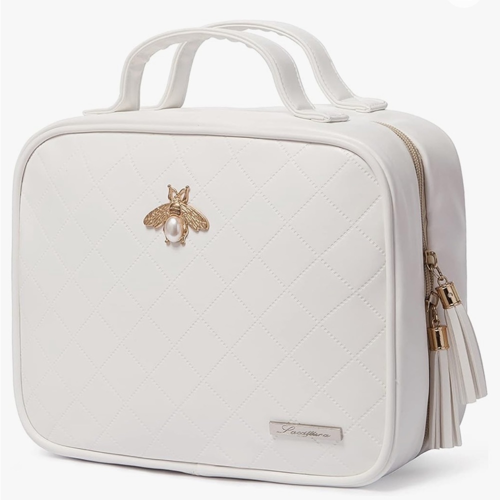 NWT Hanging Toiletry Bag, AVAILABLE IN MULTIPLE COLORS